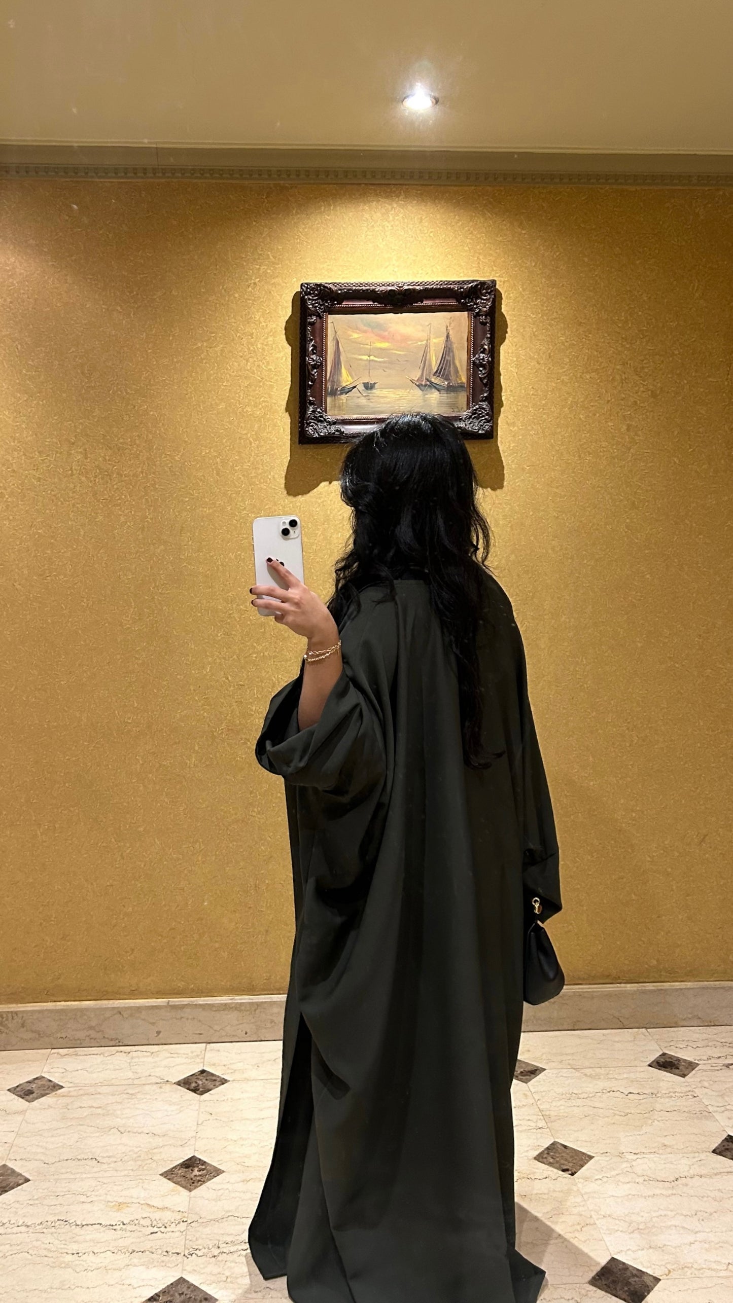 olive abaya